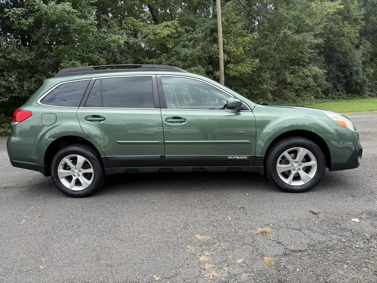 Subaru Outback 2.5i Limited 2013