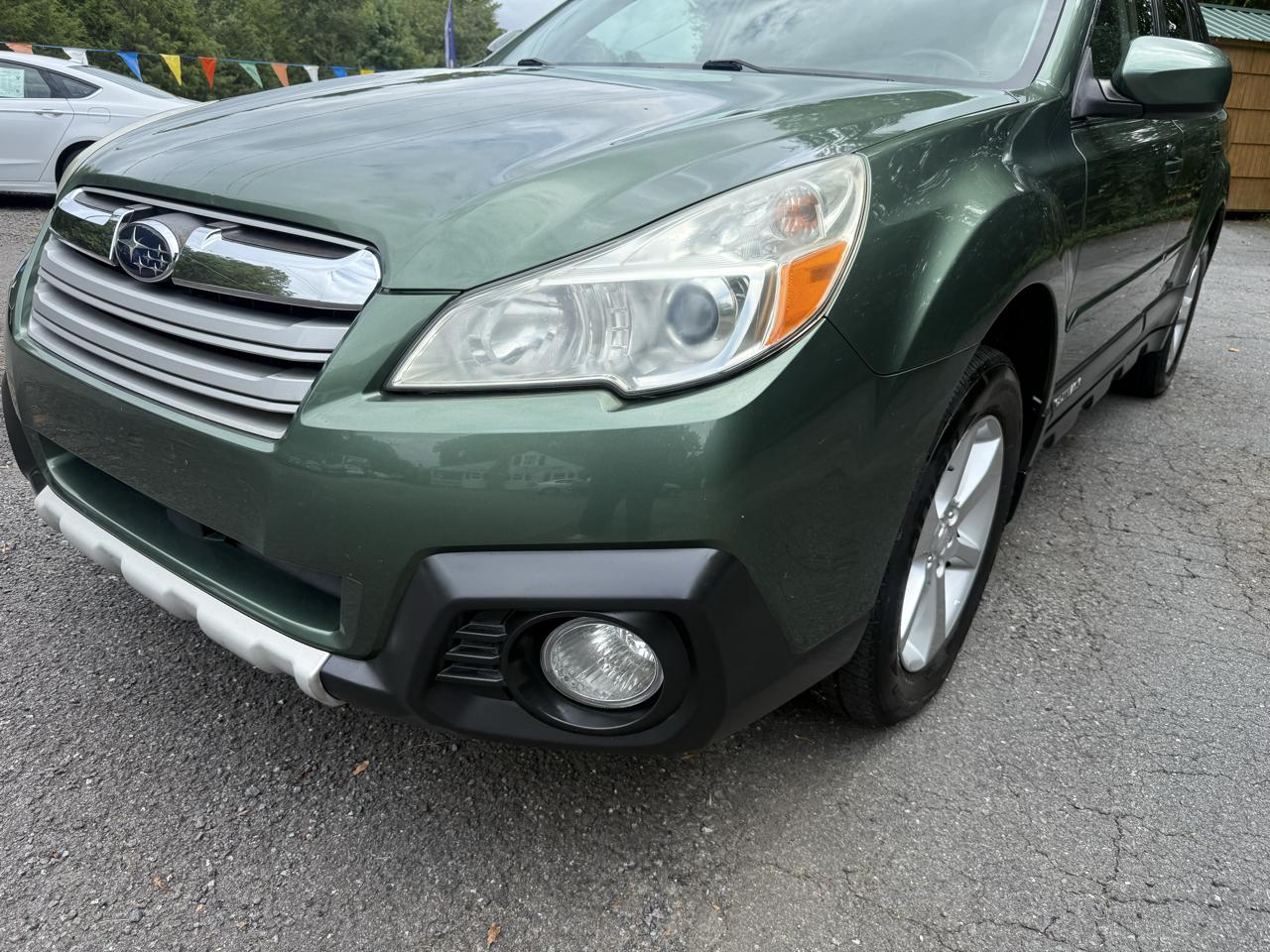 Subaru Outback 2.5i Limited 2013