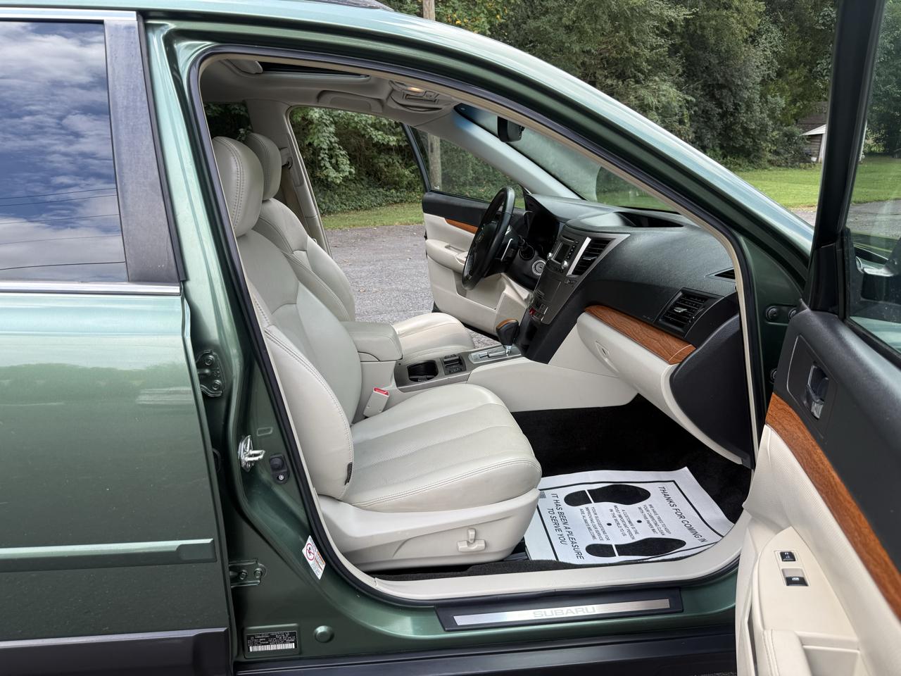Subaru Outback 2.5i Limited 2013