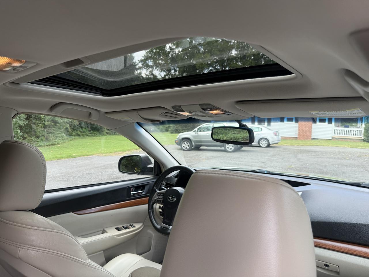 Subaru Outback 2.5i Limited 2013