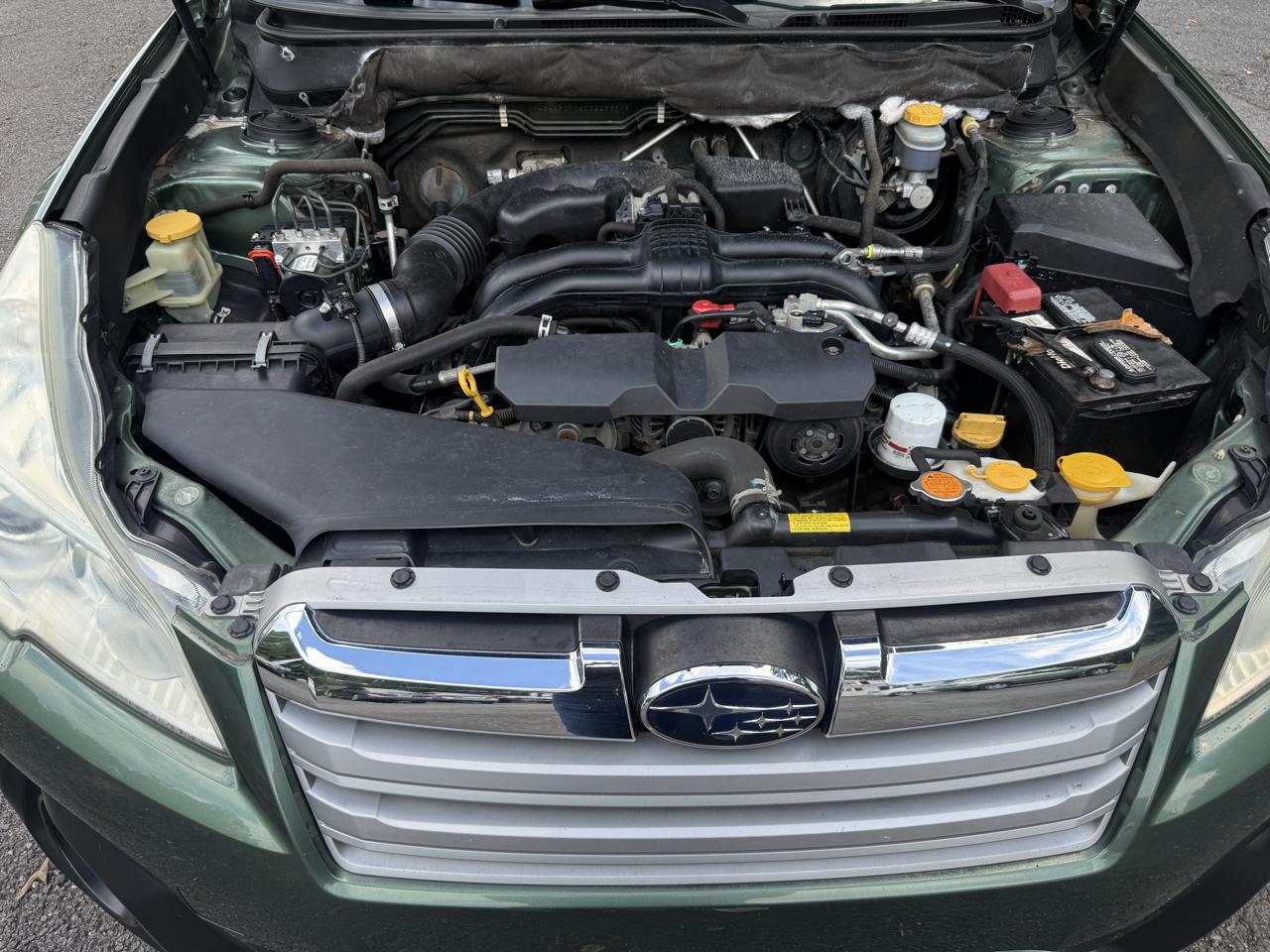 Subaru Outback 2.5i Limited 2013