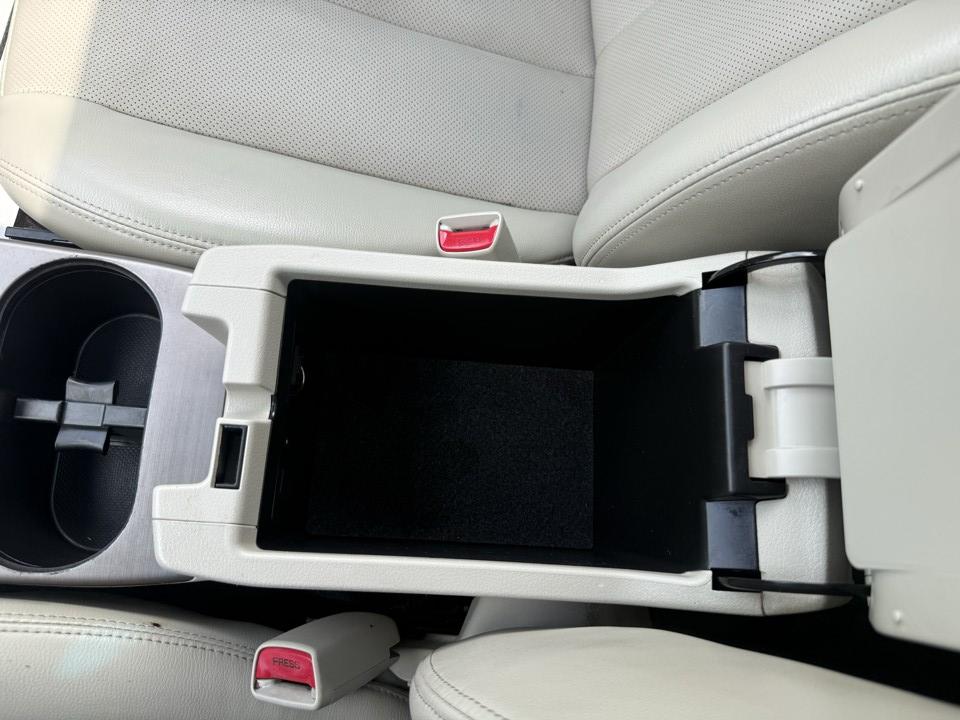 Subaru Outback 2.5i Limited 2013