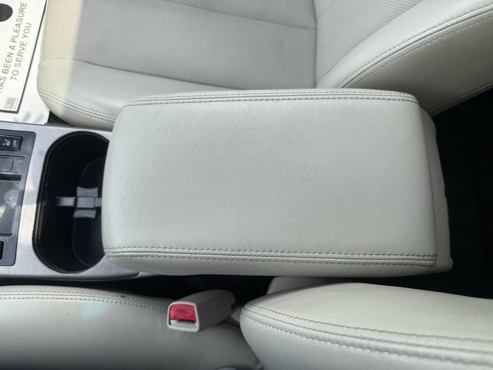 Subaru Outback 2.5i Limited 2013