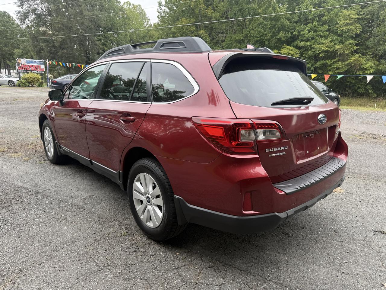 Subaru Outback 4dr Wgn 2.5i Premium 2015