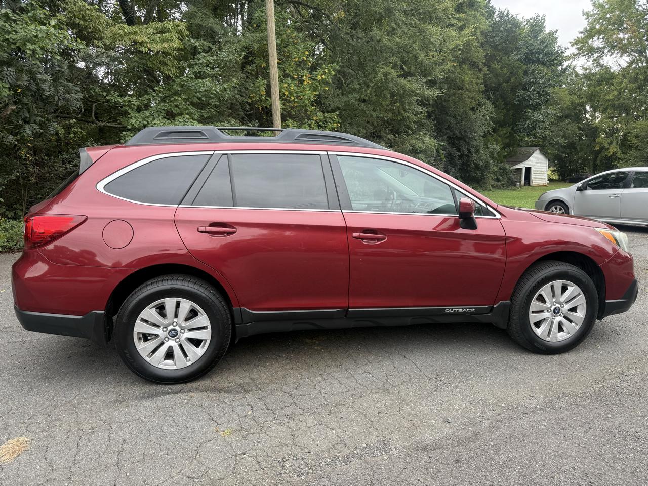 Subaru Outback 4dr Wgn 2.5i Premium 2015