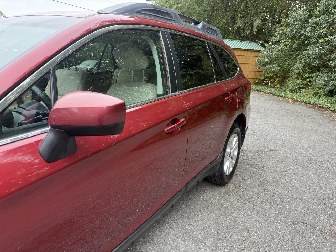 Subaru Outback 4dr Wgn 2.5i Premium 2015