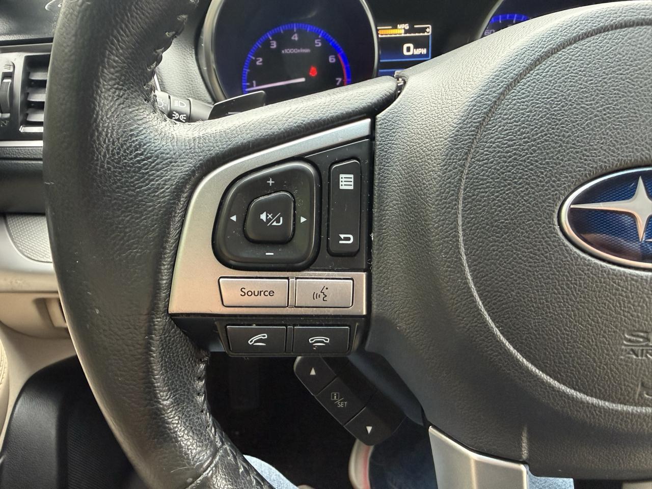 Subaru Outback 4dr Wgn 2.5i Premium 2015
