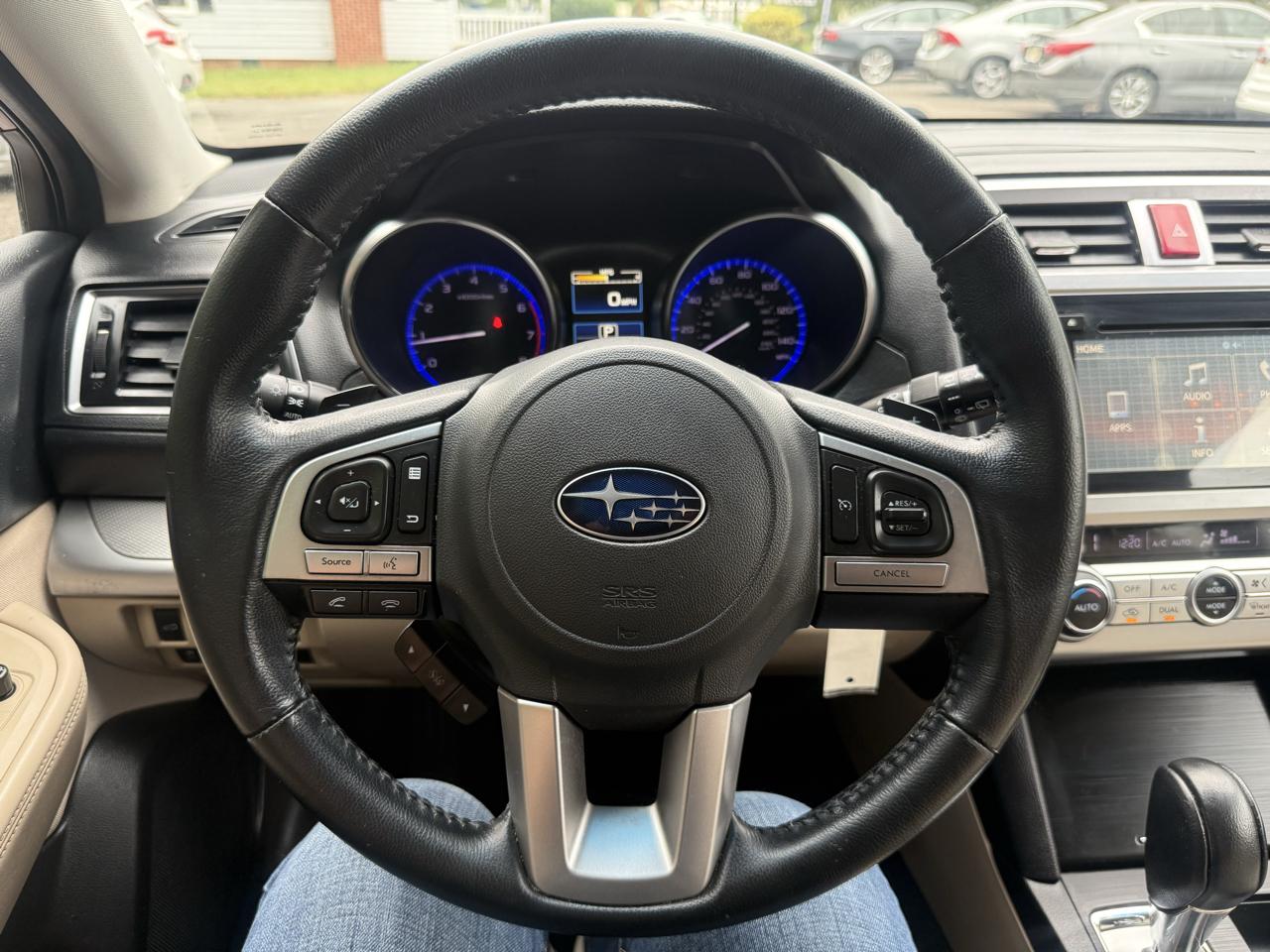 Subaru Outback 4dr Wgn 2.5i Premium 2015