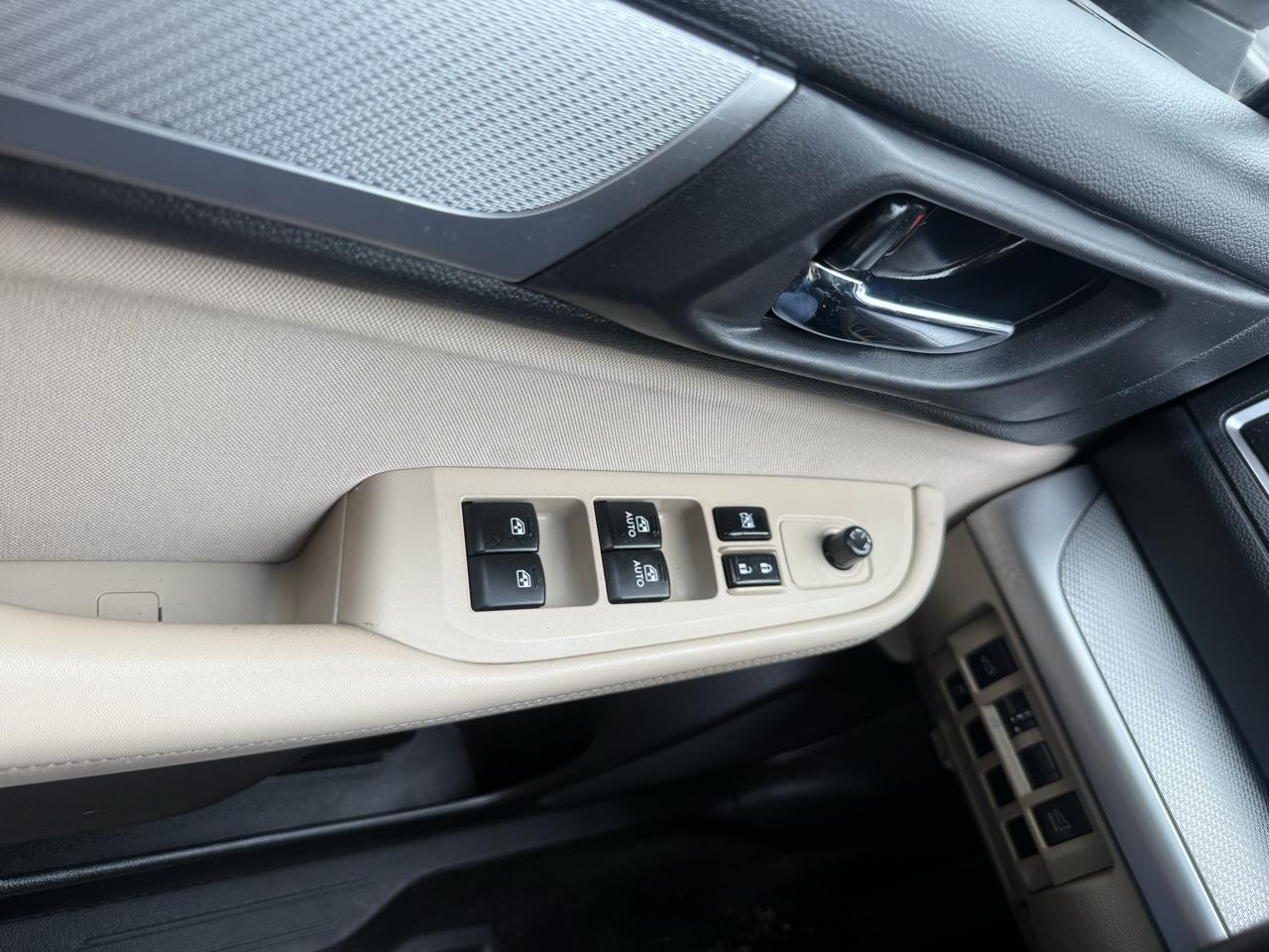 Subaru Outback 4dr Wgn 2.5i Premium 2015