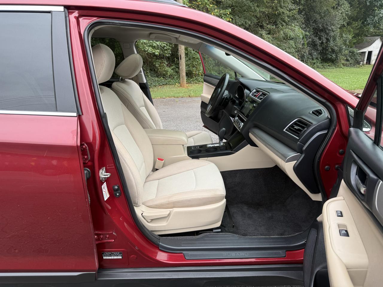Subaru Outback 4dr Wgn 2.5i Premium 2015