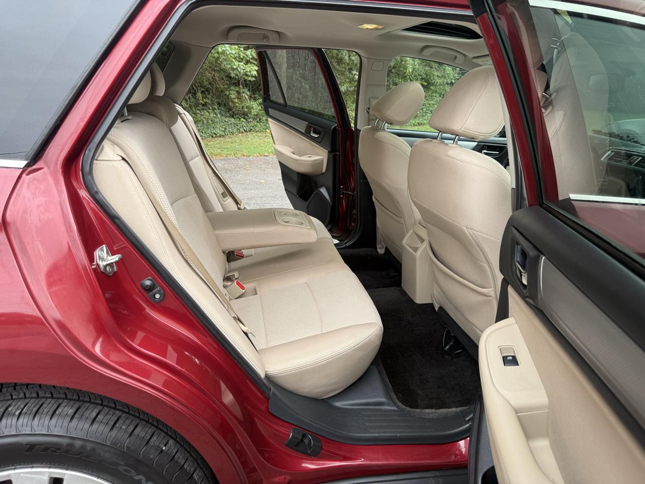Subaru Outback 4dr Wgn 2.5i Premium 2015