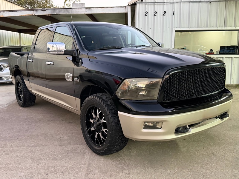 RAM 1500 Laramie Longhorn Edition Crew Cab 2WD 2012 RAM 1500 Laramie Longhorn Edition Crew Cab 2WD 2012