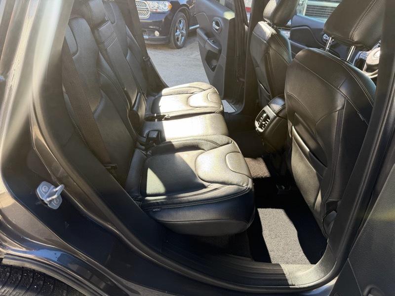 Jeep Cherokee Latitude FWD 2015