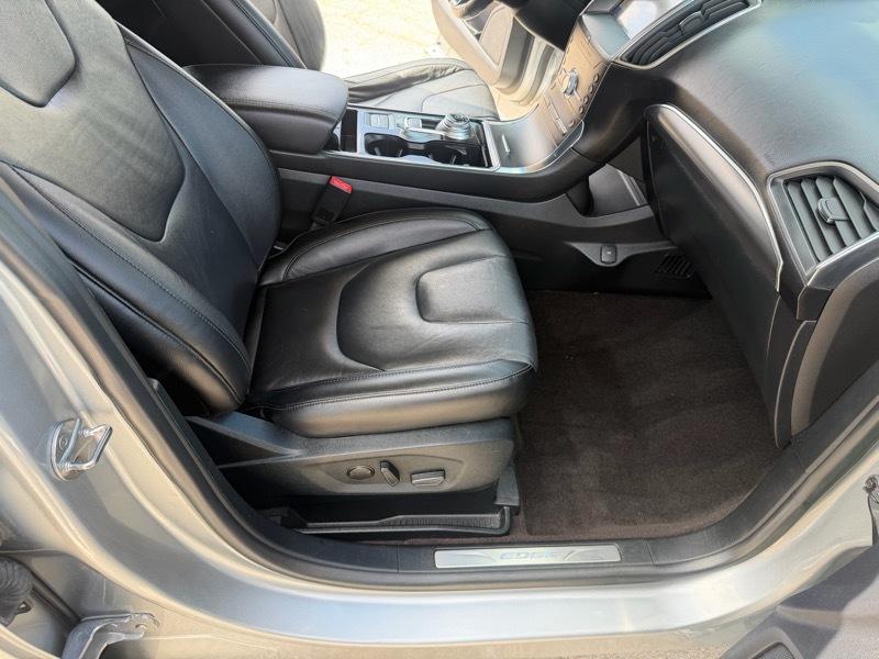 Ford Edge Titanium AWD 2020