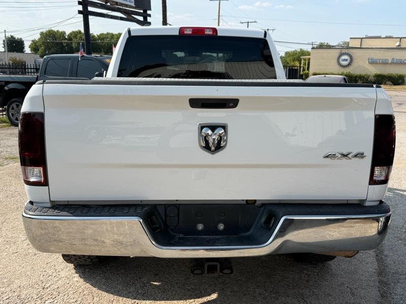 RAM 1500 4WD Crew Cab 140.5" Tradesman 2018