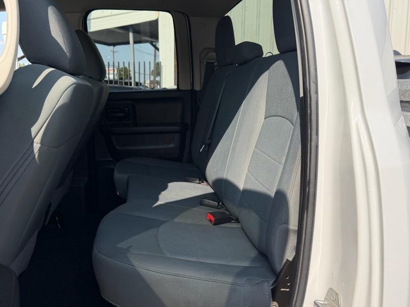 RAM 1500 4WD Crew Cab 140.5" Tradesman 2018