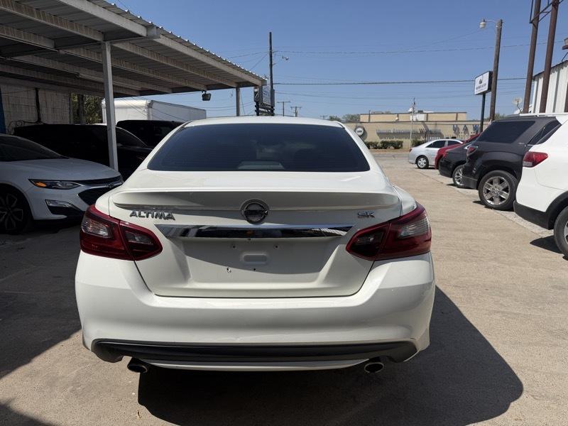 Nissan Altima 2.5 SV 2018