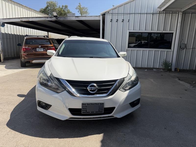 Nissan Altima 2.5 SV 2018