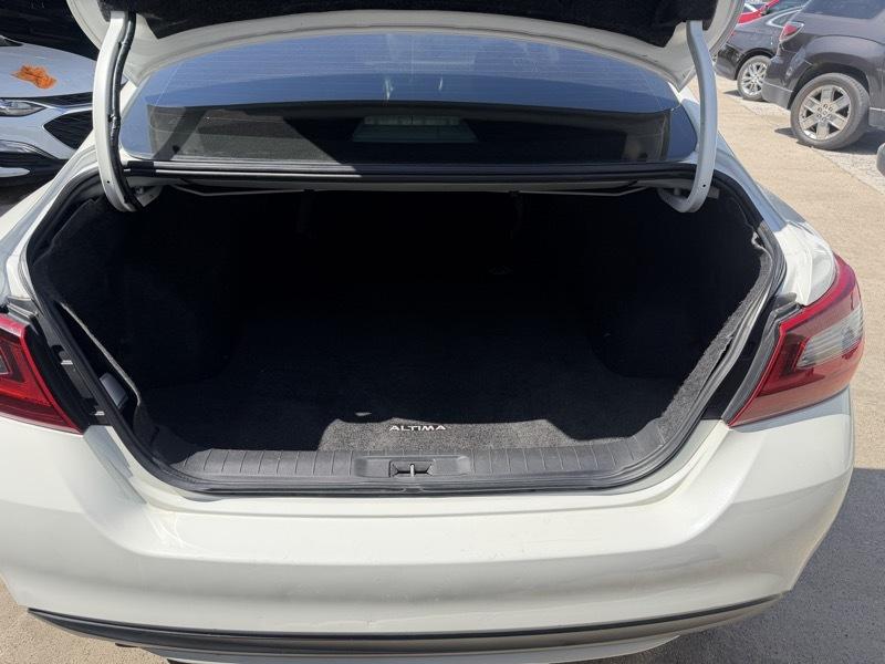 Nissan Altima 2.5 SV 2018