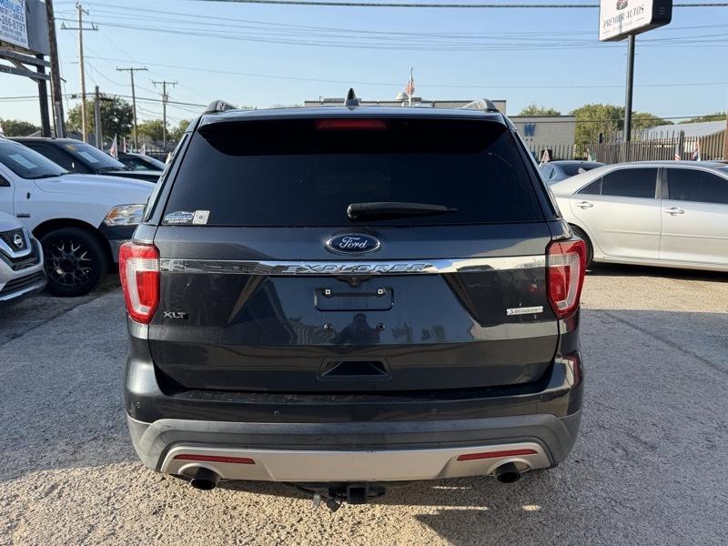Ford Explorer 2WD 4dr V6 XLT 2017