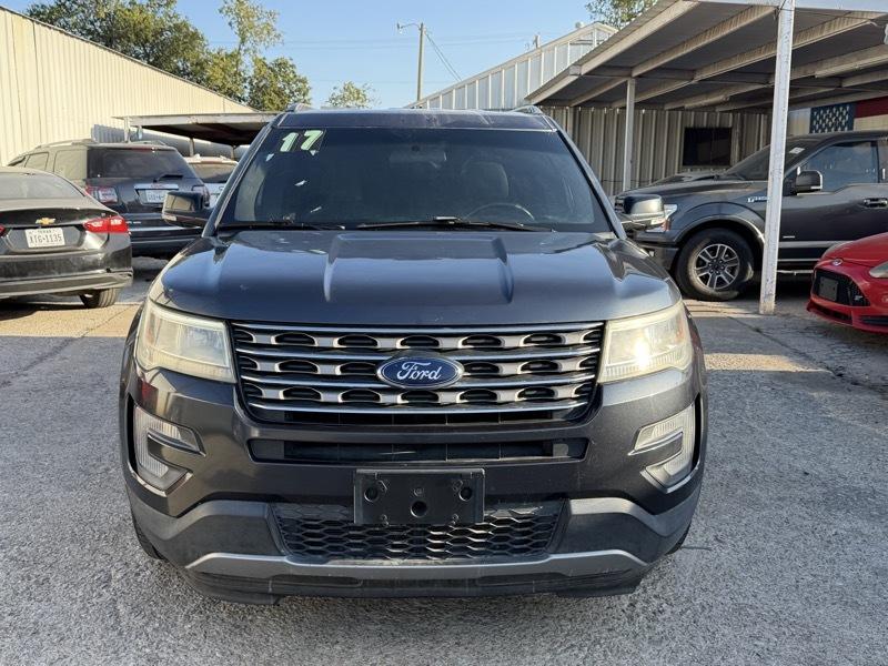 Ford Explorer 2WD 4dr V6 XLT 2017