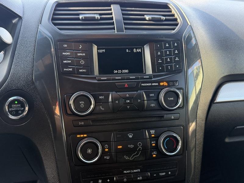 Ford Explorer 2WD 4dr V6 XLT 2017