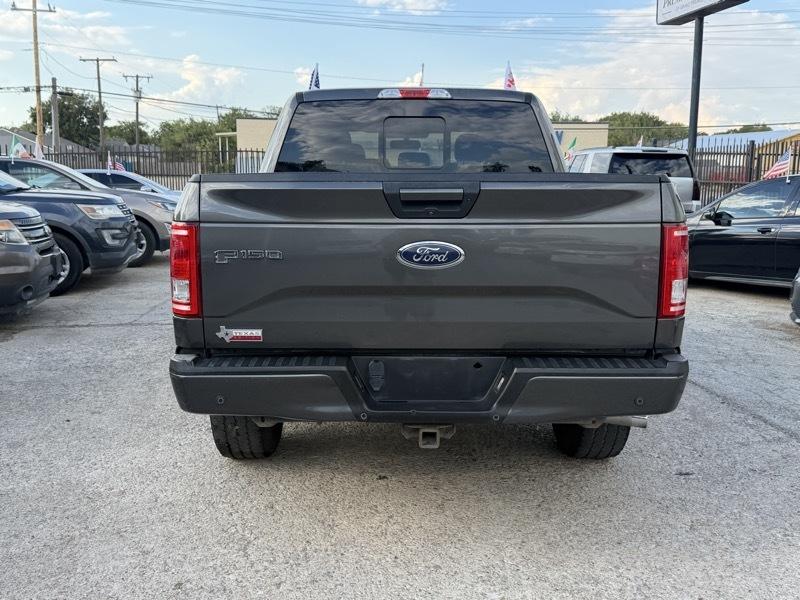 Ford F-150 4WD SuperCab 133" XLT 2017
