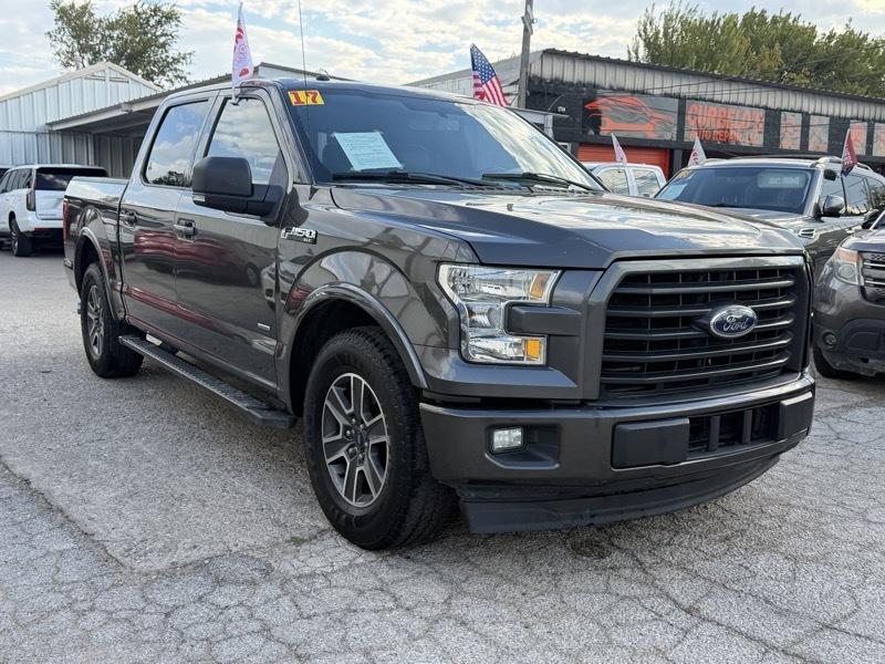 Ford F-150 4WD SuperCab 133" XLT 2017