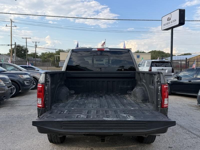 Ford F-150 4WD SuperCab 133" XLT 2017