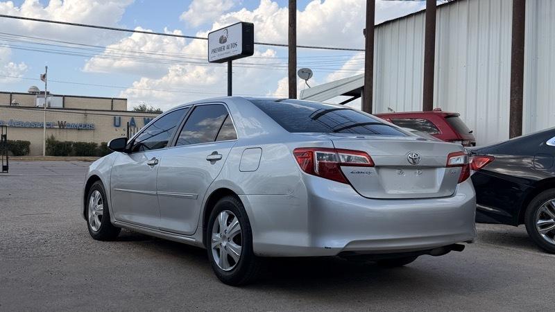 Toyota Camry XLE 2013