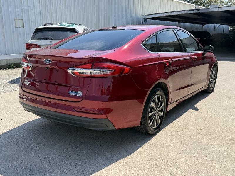 Ford Fusion S 2019