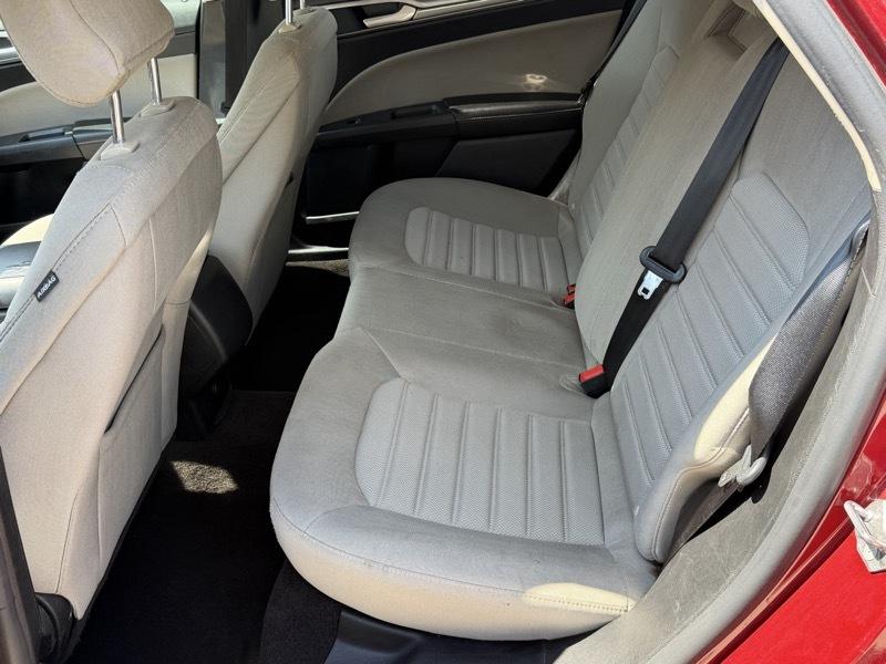 Ford Fusion S 2019