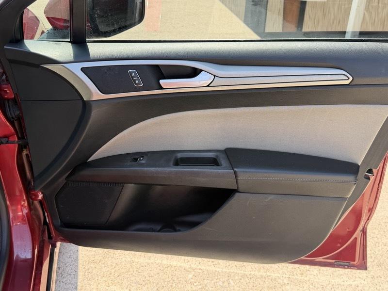 Ford Fusion S 2019