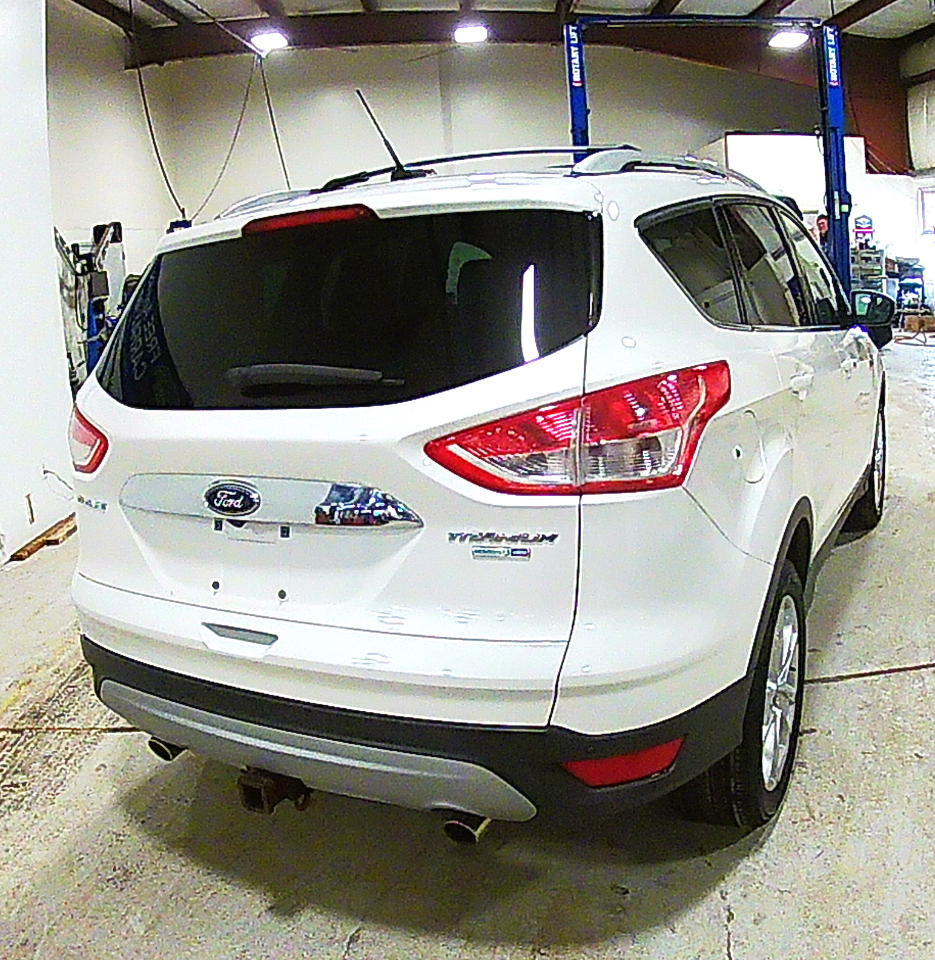 Ford Escape Titanium 4WD 2016