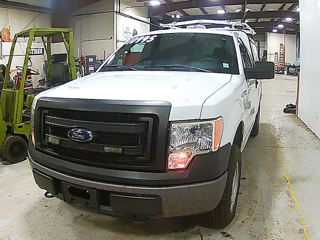 2013 Ford F-150 4WD Reg Cab 126" XL W/ POWER PACKAGE