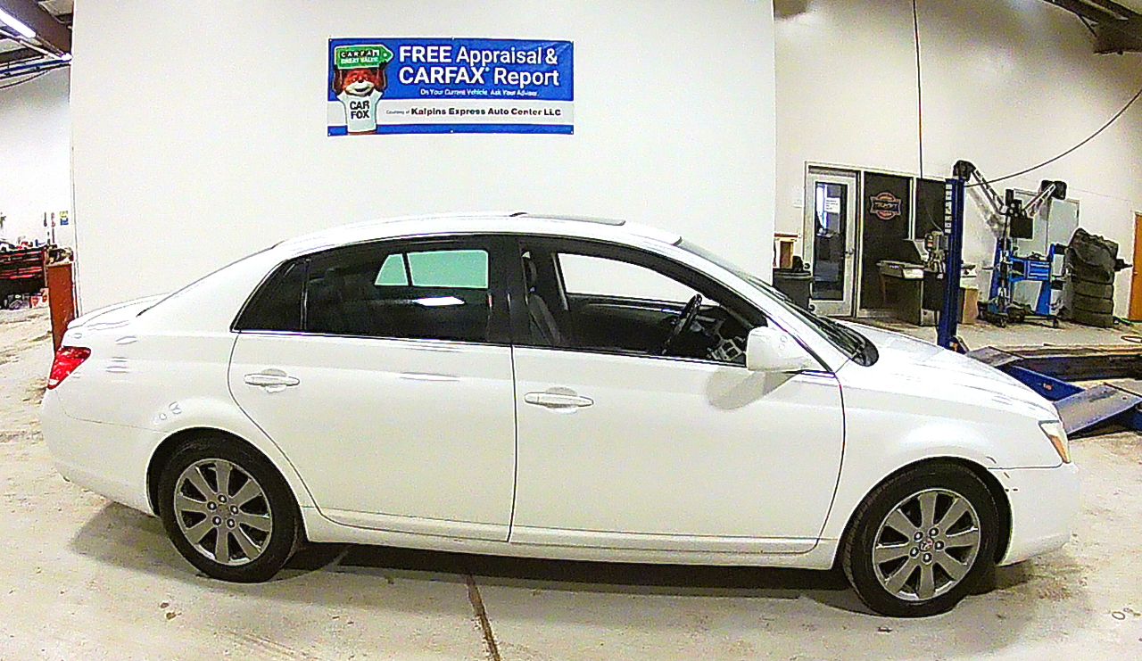 Toyota Avalon Limited 2006