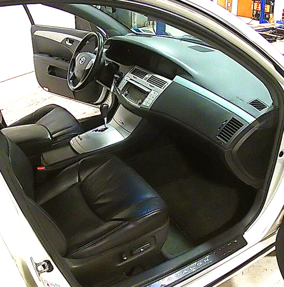 Toyota Avalon Limited 2006