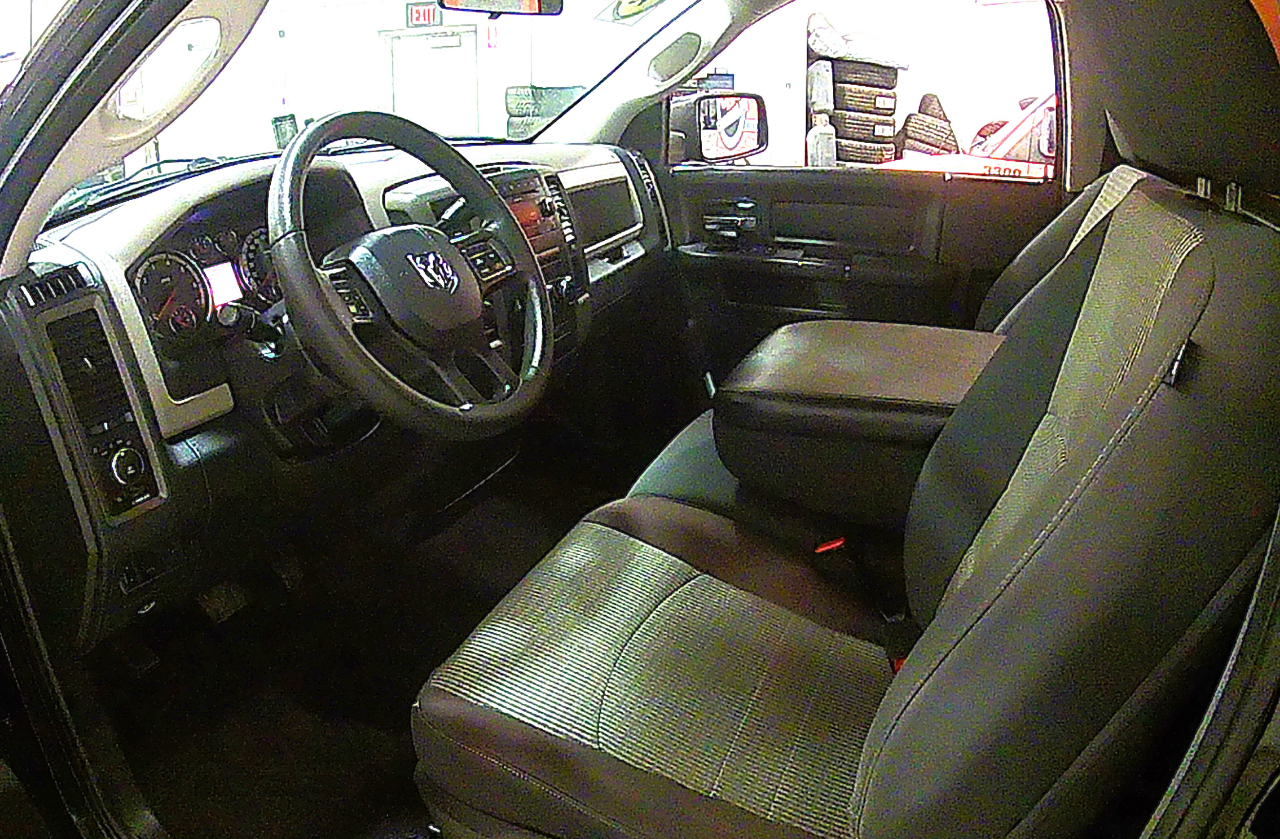 RAM 1500 ST SWB 4WD 2012