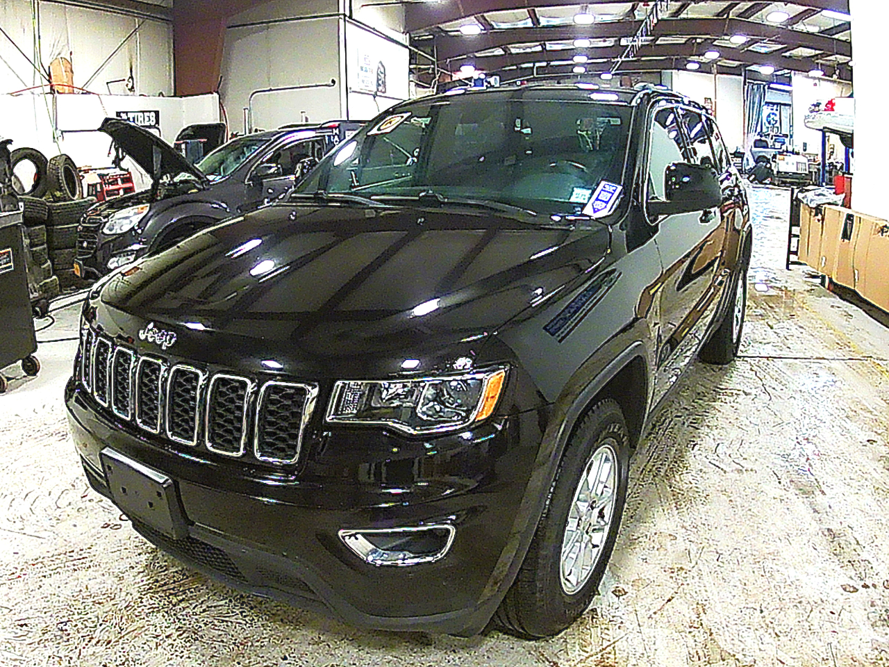 Jeep Grand Cherokee Laredo 4WD 2018