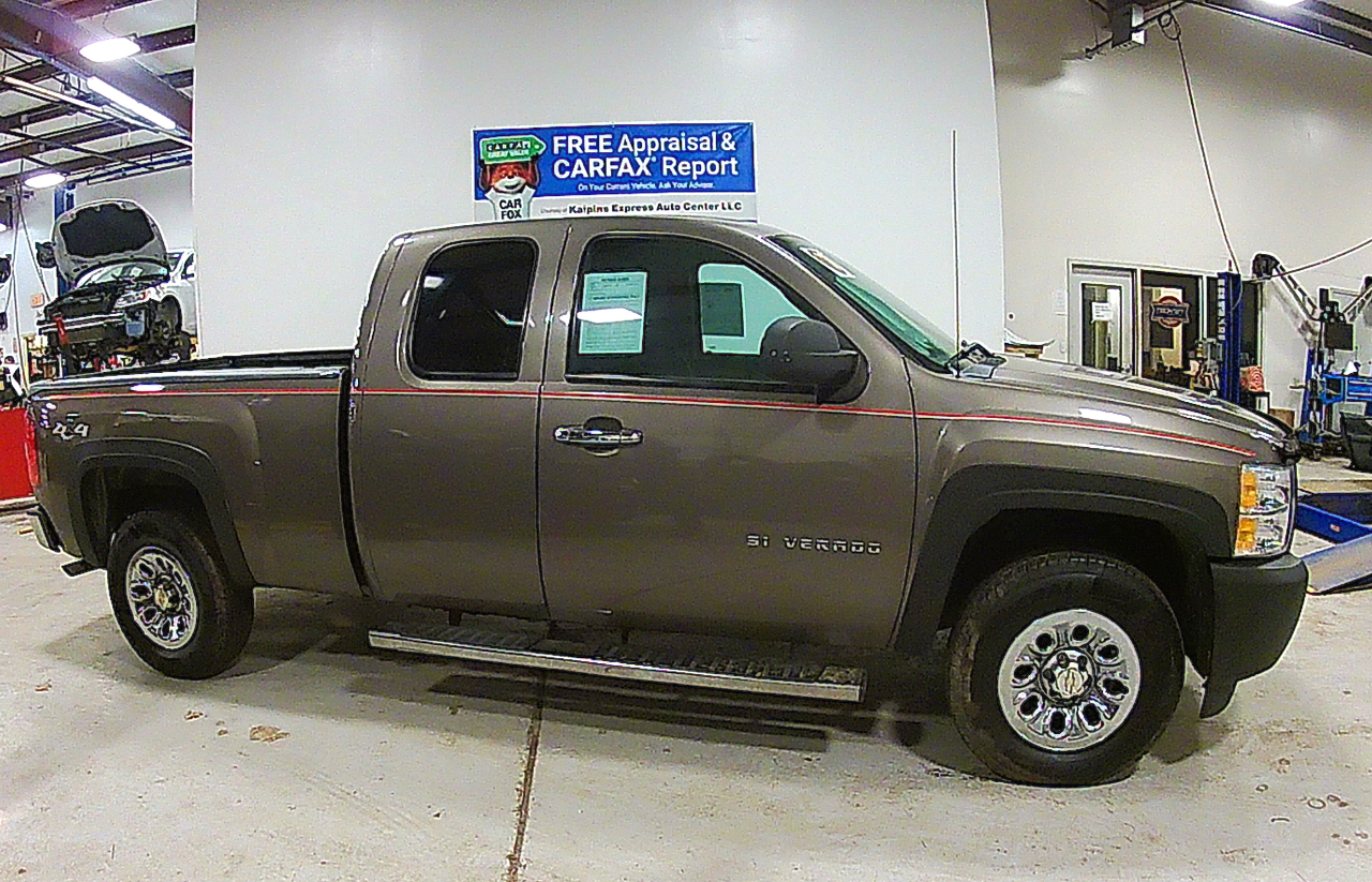 Chevrolet Silverado 1500 Work Truck Ext. Cab 4WD 2012