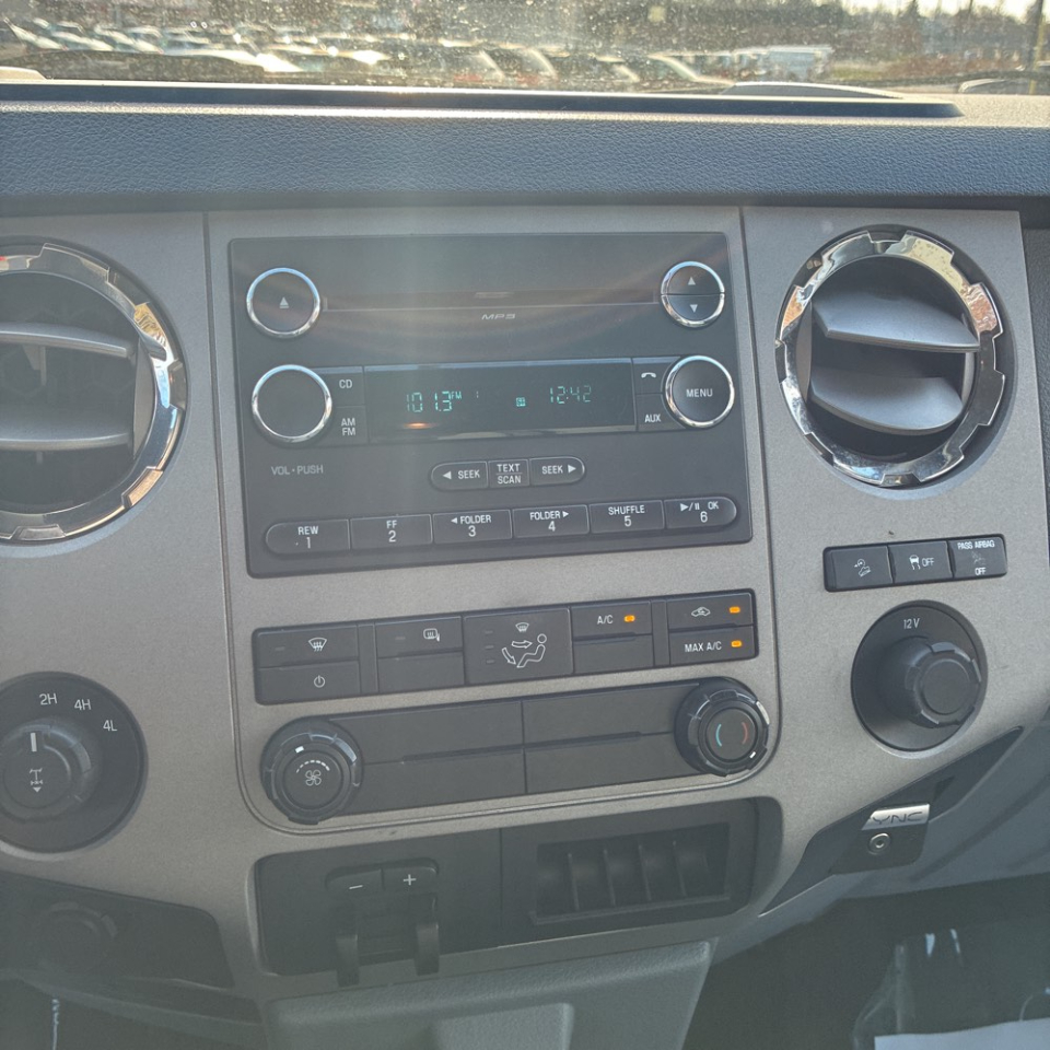 Ford F-250 SD XLT 4WD 2015