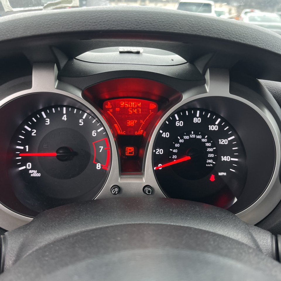 Nissan Juke S AWD 2014