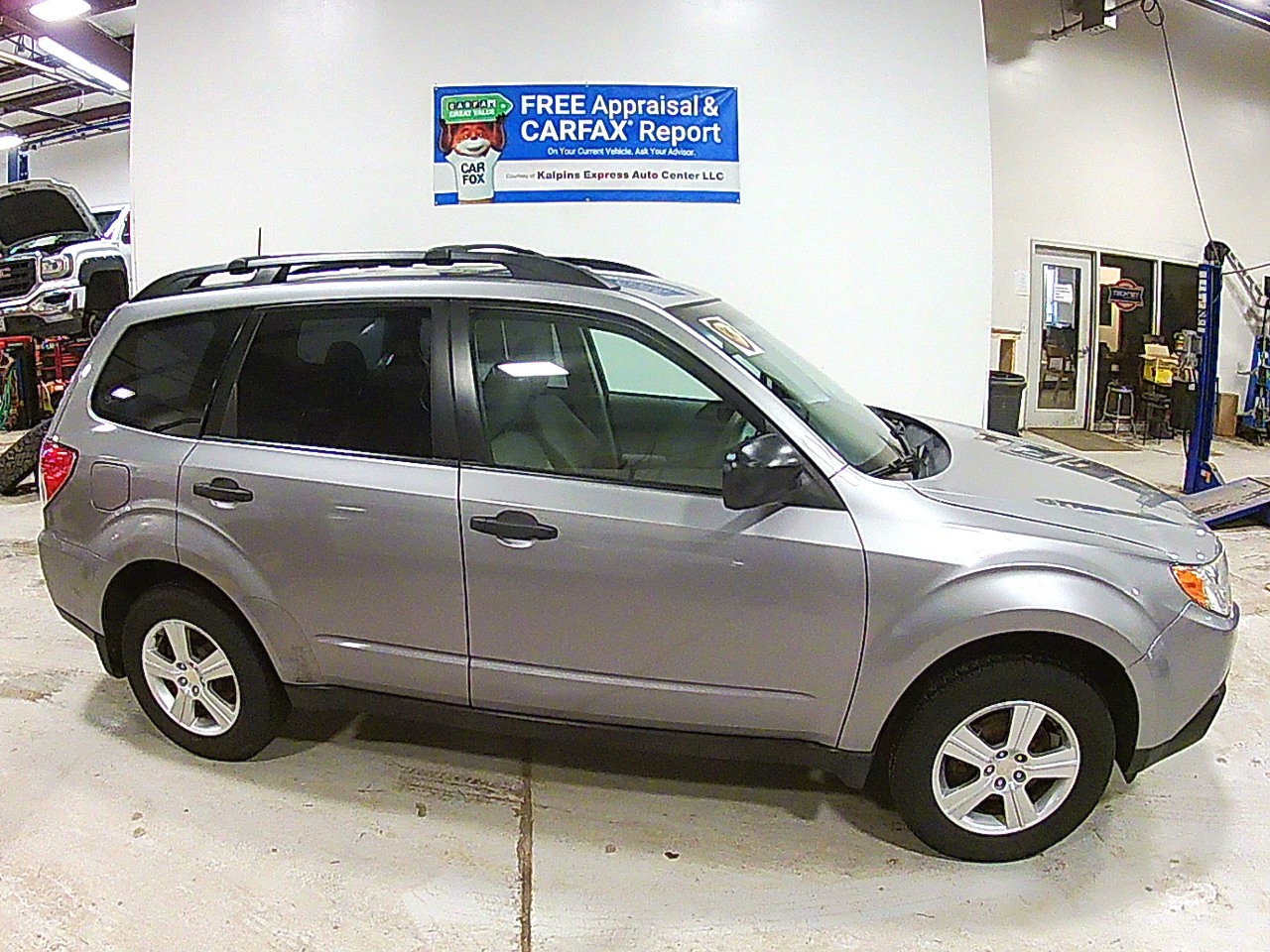 Subaru Forester 2.5X 2011
