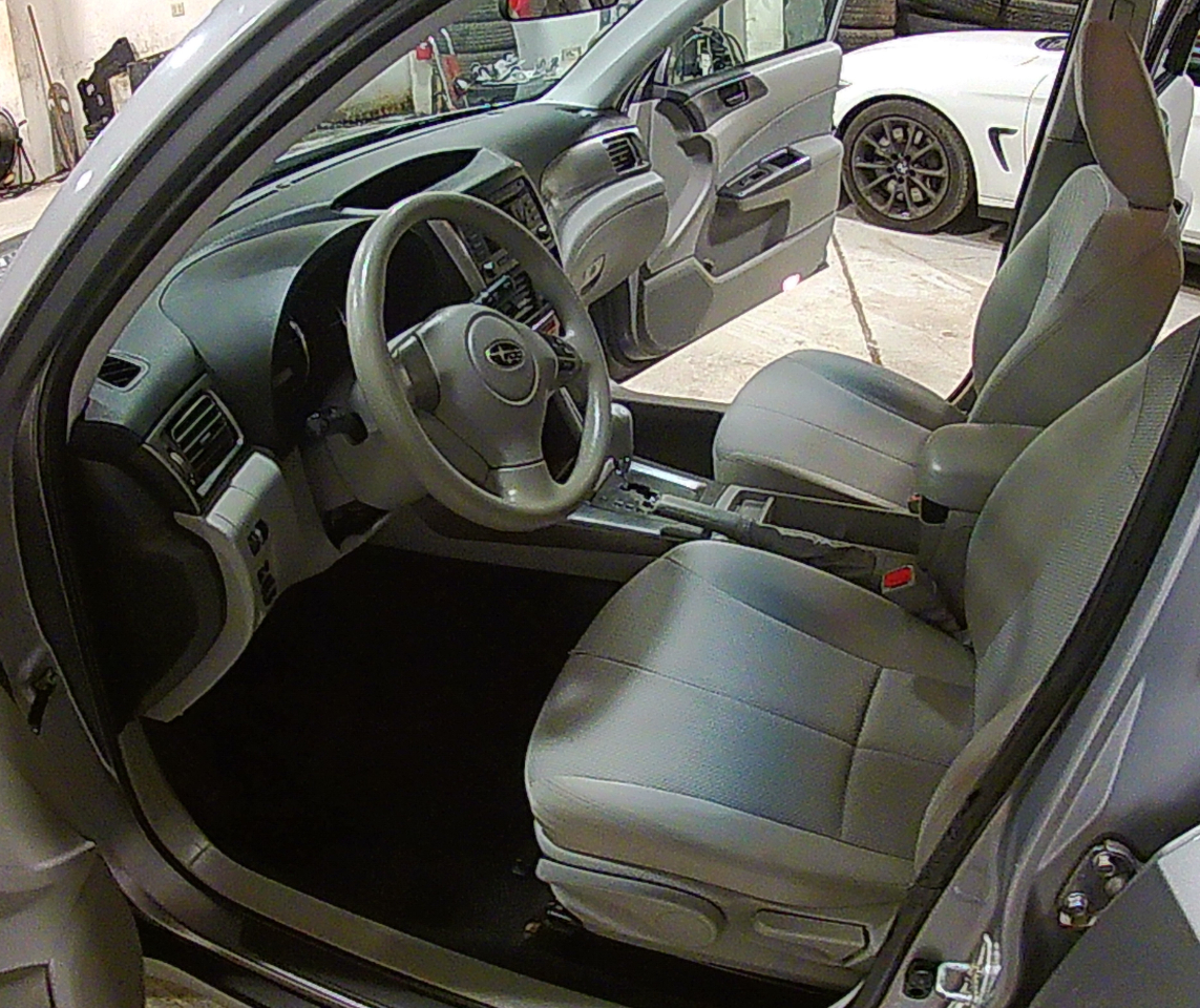 Subaru Forester 2.5X 2011