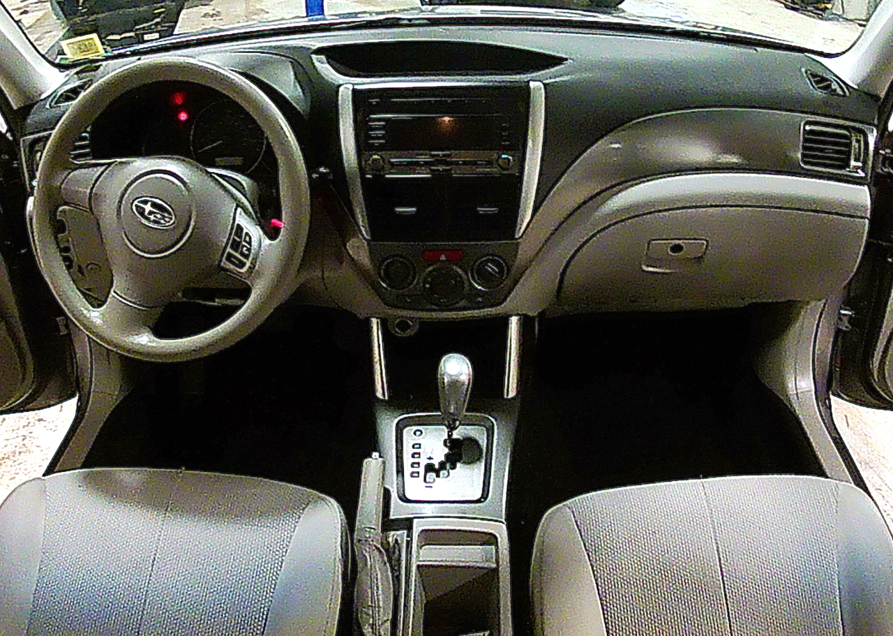 Subaru Forester 2.5X 2011