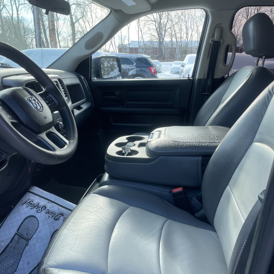 RAM 1500 Tradesman Crew Cab SWB 4WD 2014