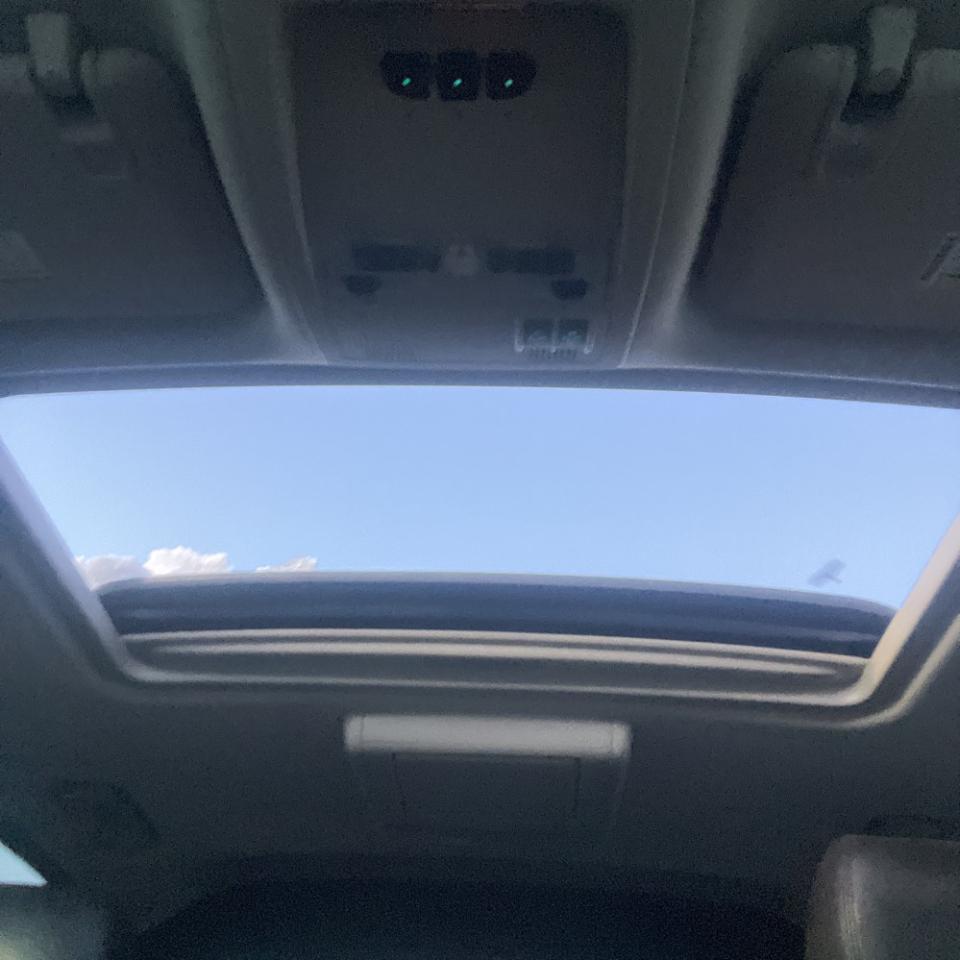 Chevrolet Avalanche LTZ 4WD 2012