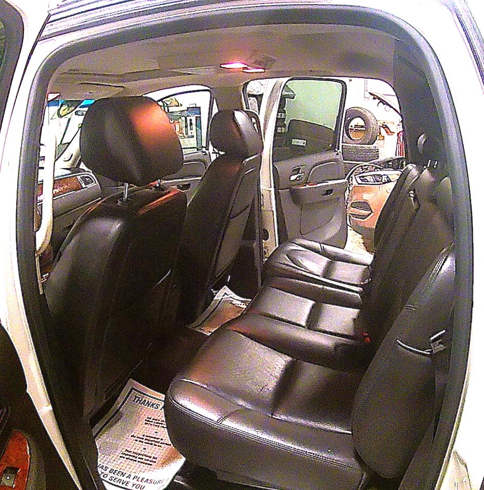 Chevrolet Avalanche LTZ 4WD 2012