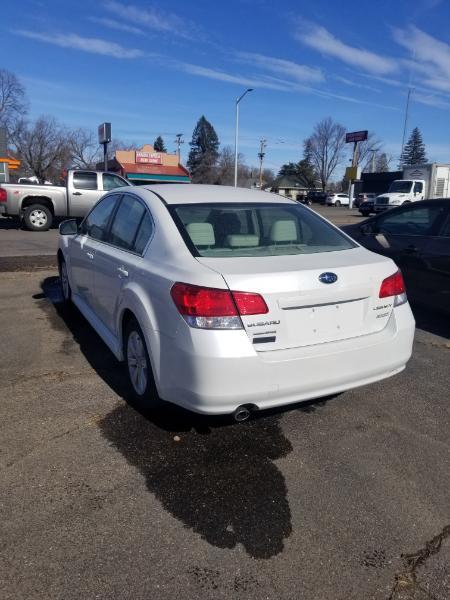 Subaru Legacy 2.5i Premium 2012