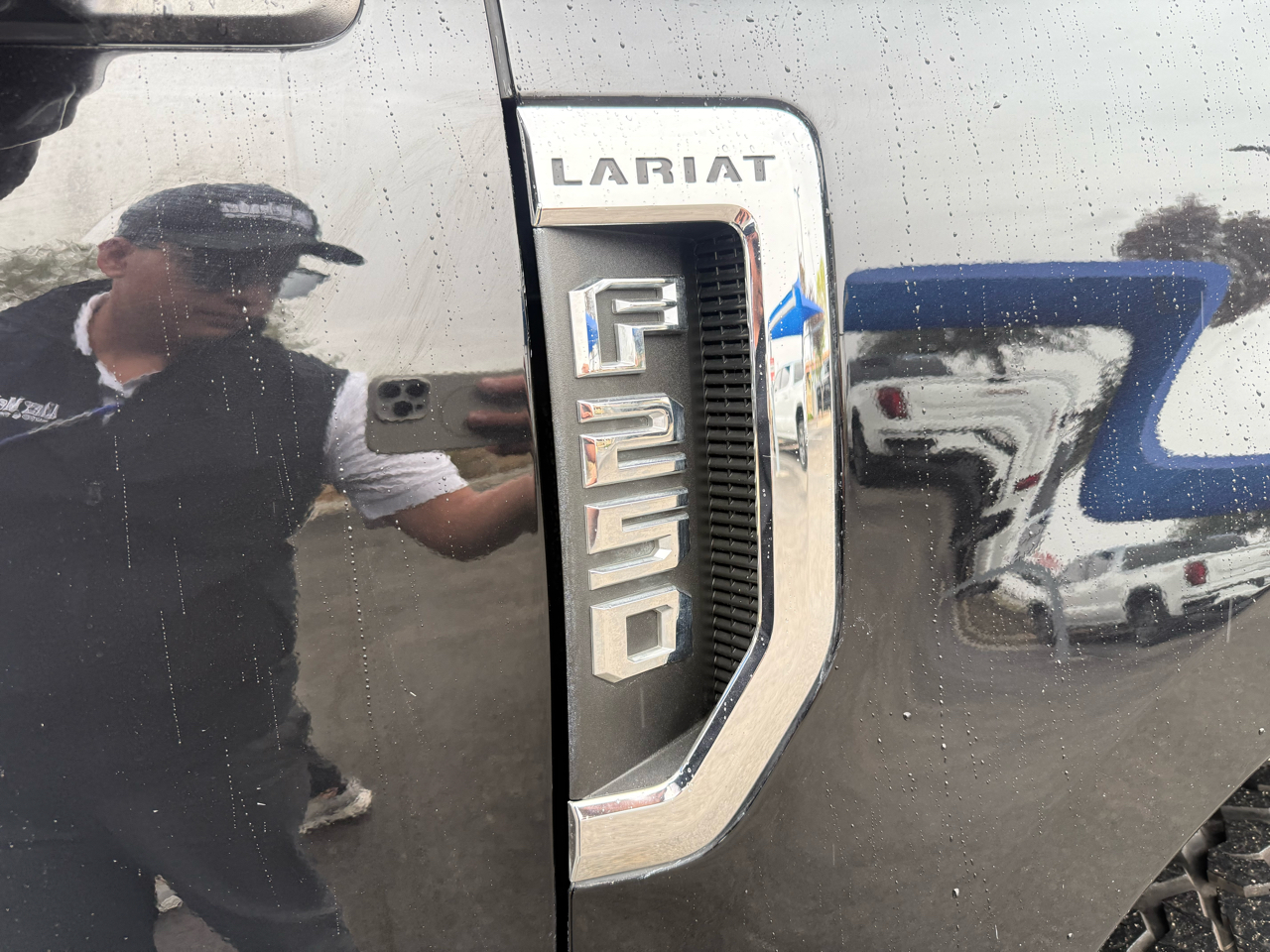 Ford Super Duty F-250 SRW Lariat 4WD Crew Cab 6.75' Box 2019